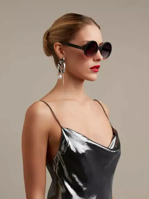 Occhiali Da Sole Donna Modello Monica Round