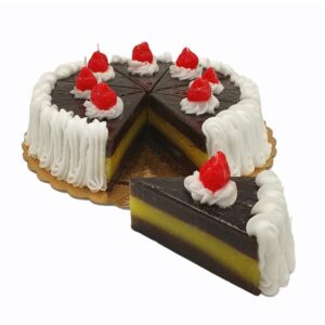 Candela a Forma di Torta con Panna e Fragola