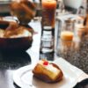 Candela A Forma Di Babà Napoletano