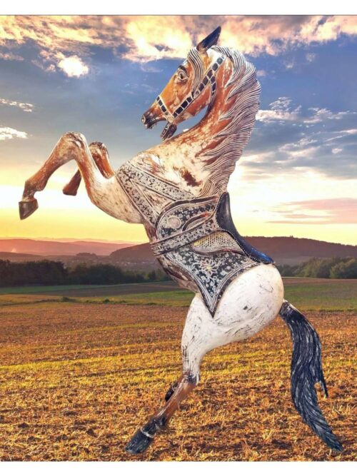 Cavallo Rampante Intagliato a Mano