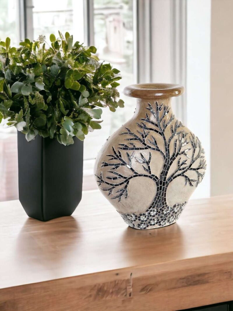 Vaso In Terracotta Beige Con Albero Decorato In Cristalli Di Vetro Colorato