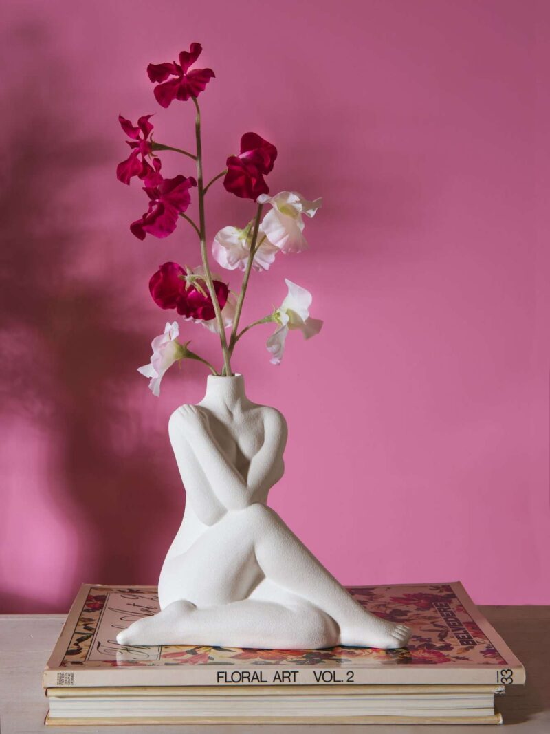 Vaso Fiori Corpo Di Donna In Porcellana Bianca