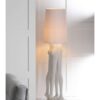 Lampada Da Terra Coppia Abbracciata In Resina Bianca H156