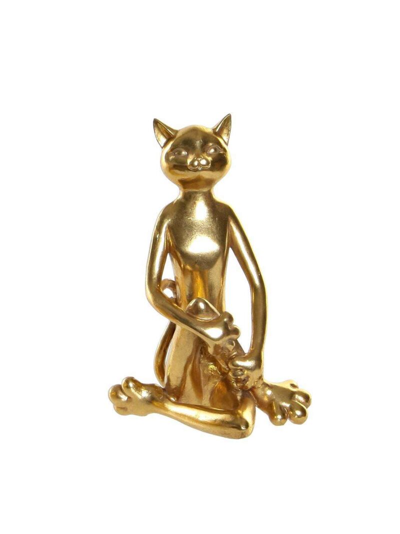 Decorazione In Resina Di Gatto Dorato Che Fa Yoga