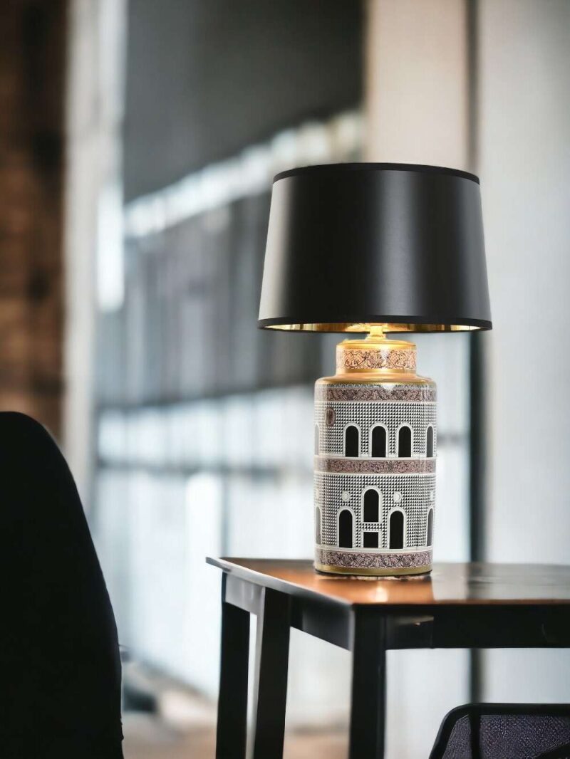 Lampada Da Tavolo In Porcellana Con Disegni Di Porte H68