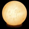 Lampada Sfera Di Sale Dell'Himalaya Base Su Legno