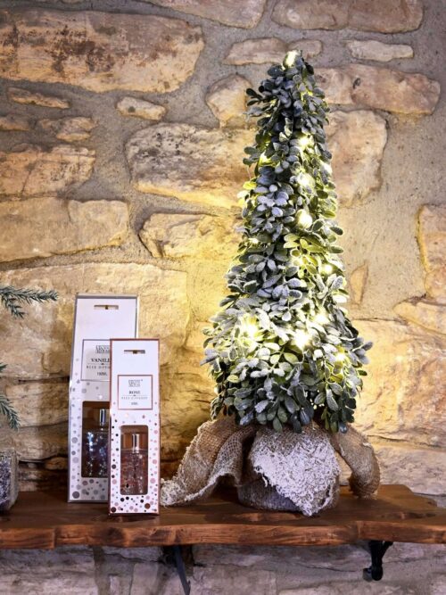 Albero Verde Innevato in PVC con Led h50