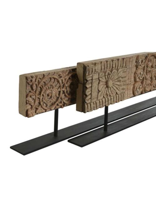 scultura legno antico intagliata a mano, decorazione legno con supporto metallo, scultura artigianale legno antico, scultura legno su base metallo, arredamento rustico moderno scultura, scultura decorativa legno intagliato
